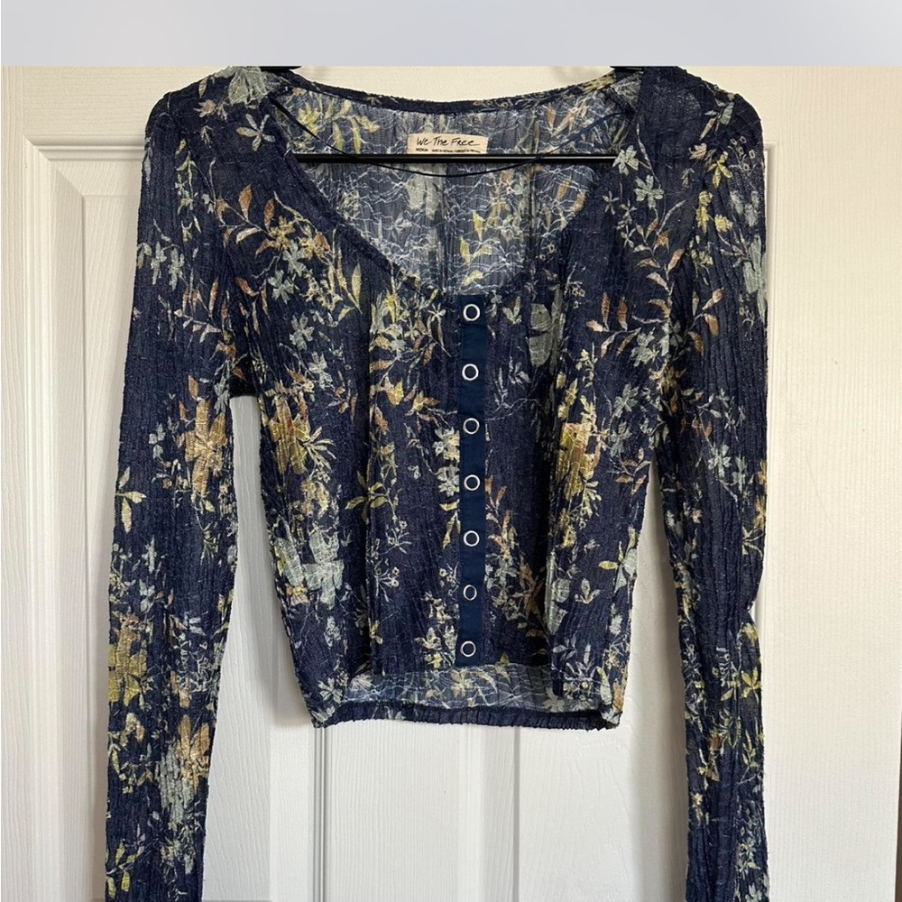 Free People We The Free Button Down Angelina Top in Mesh Floral Navy - Medium - Picture 6 of 8